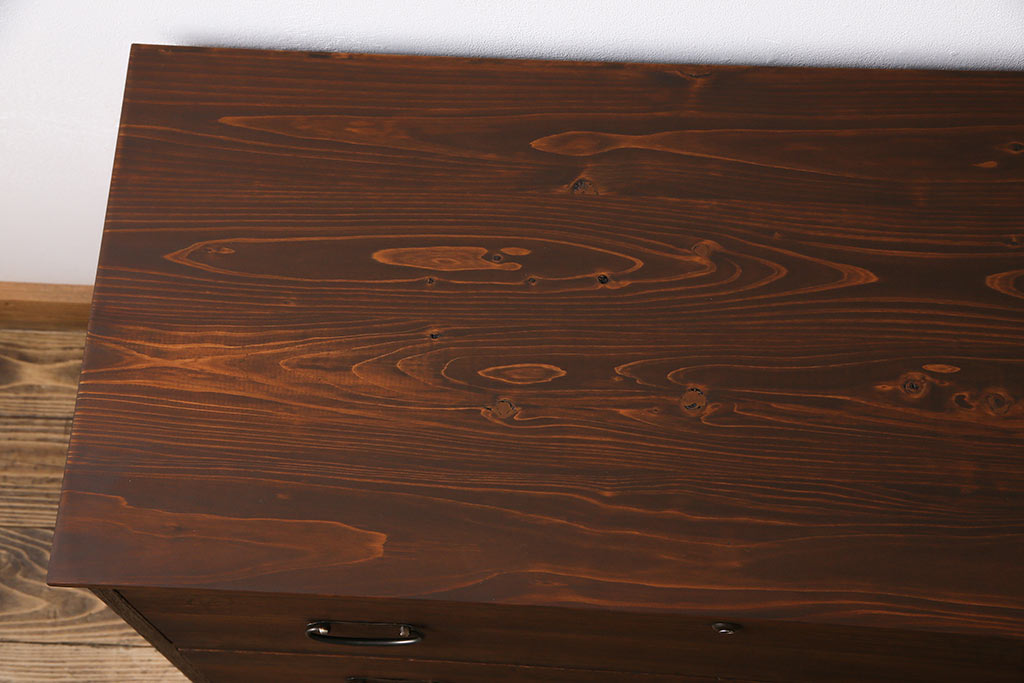 リメイク家具　柔らかな木肌が上品な雰囲気漂う箪笥ローボード(時代箪笥、テレビボード、衣装箪笥)