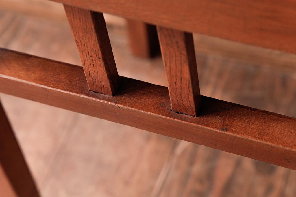 レトロ家具　昭和レトロ　ブナ材　木の温もりを感じる品の良いスツール(椅子)