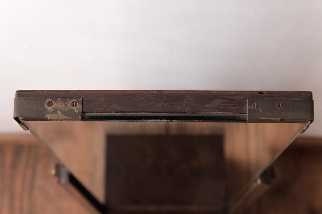 レトロ家具　昭和中期　シンプルで取り入れやすいレトロモダンなドレッサー(鏡台)