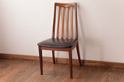 アンティーク家具　G-PLAN(ジープラン)　レザーの座面がシックなダイニングチェア(ワークチェア、椅子)(1)