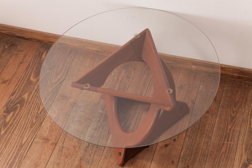 ビンテージ家具　北欧ヴィンテージ　チーク材　目を惹くデザインのガラストップローテーブル(カフェテーブル、リビングテーブル)
