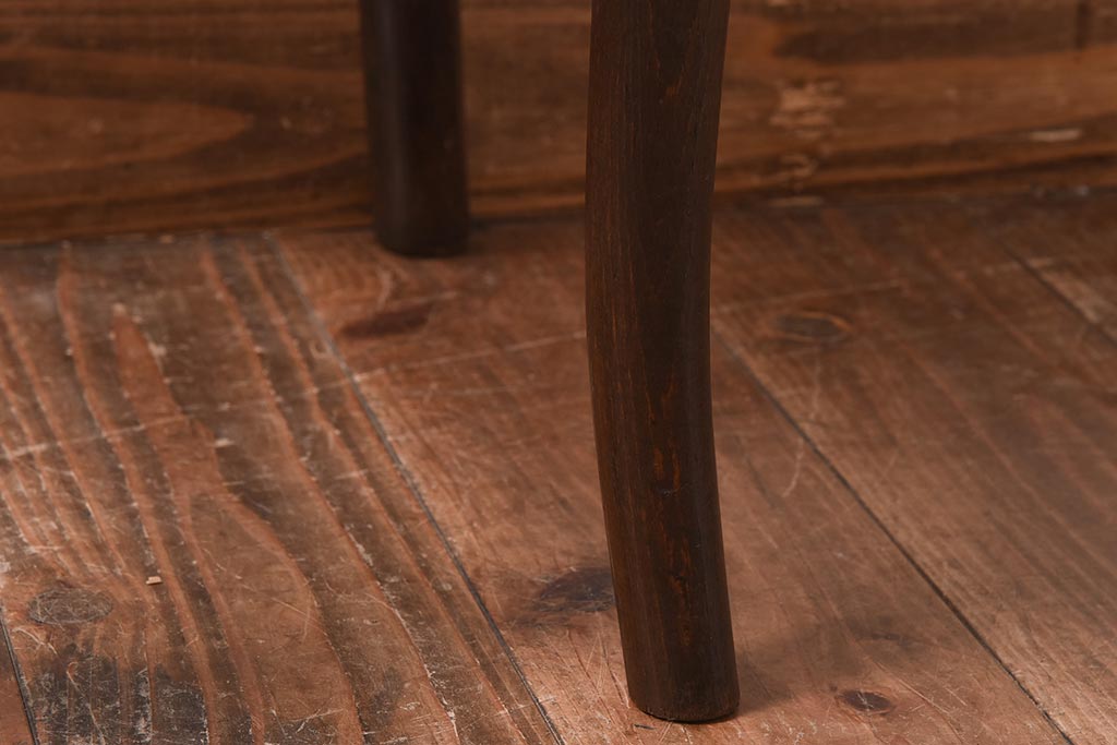アンティーク家具　イギリスアンティーク　細身のシルエットが上品なベントウッドバンブーチェア(曲げ木、ダイニングチェア、椅子)(2)