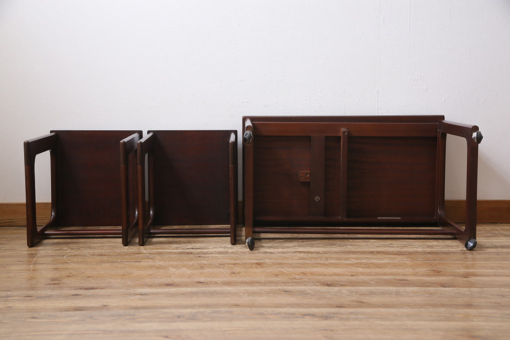 北欧家具 A.H McINTOSH(マッキントッシュ)　多機能なネストテーブル(エクステンションテーブル、サイドテーブル、コーヒーテーブル)