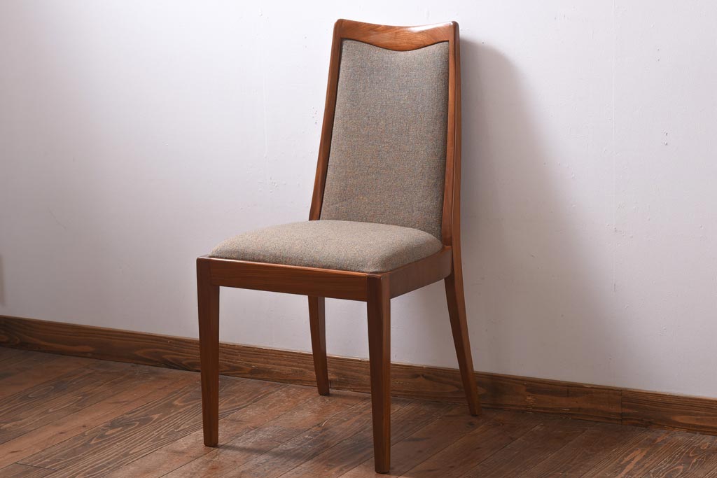 編み座面が美しい椅子。北欧で人気のペーパーコードチェアの魅力