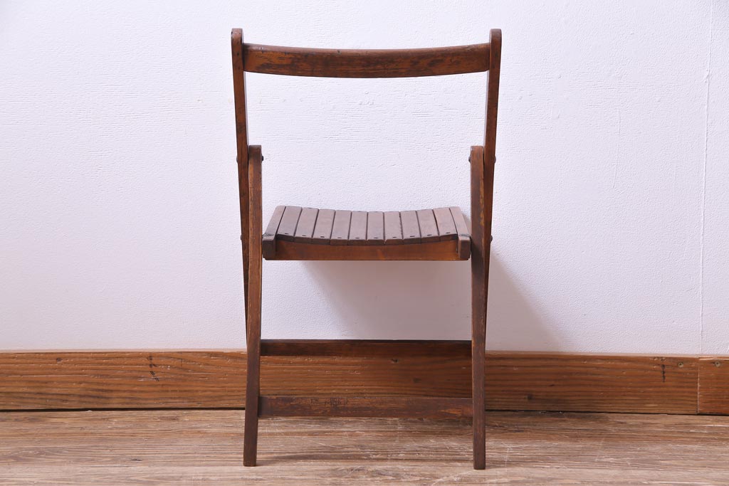 ヴィンテージ家具　ビンテージ　ブナ材　素朴な風合いが温もり溢れるフォールディングチェア(折り畳みチェア、椅子)