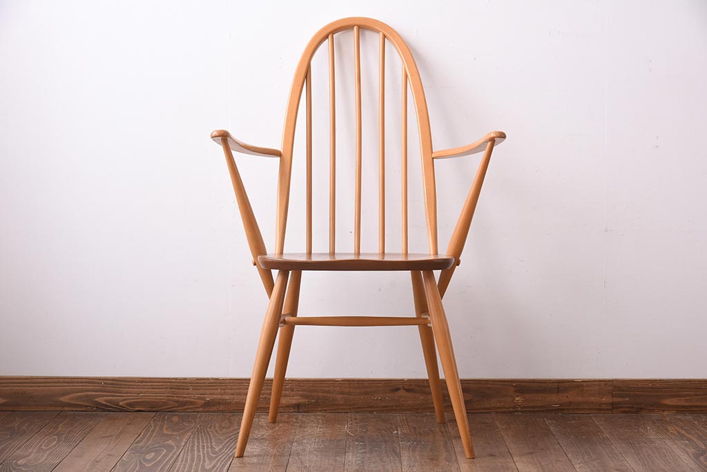 ヴィンテージ家具　イギリスビンテージ　ERCOL(アーコール)　木の温もり溢れるクエーカーアームチェア(椅子)
