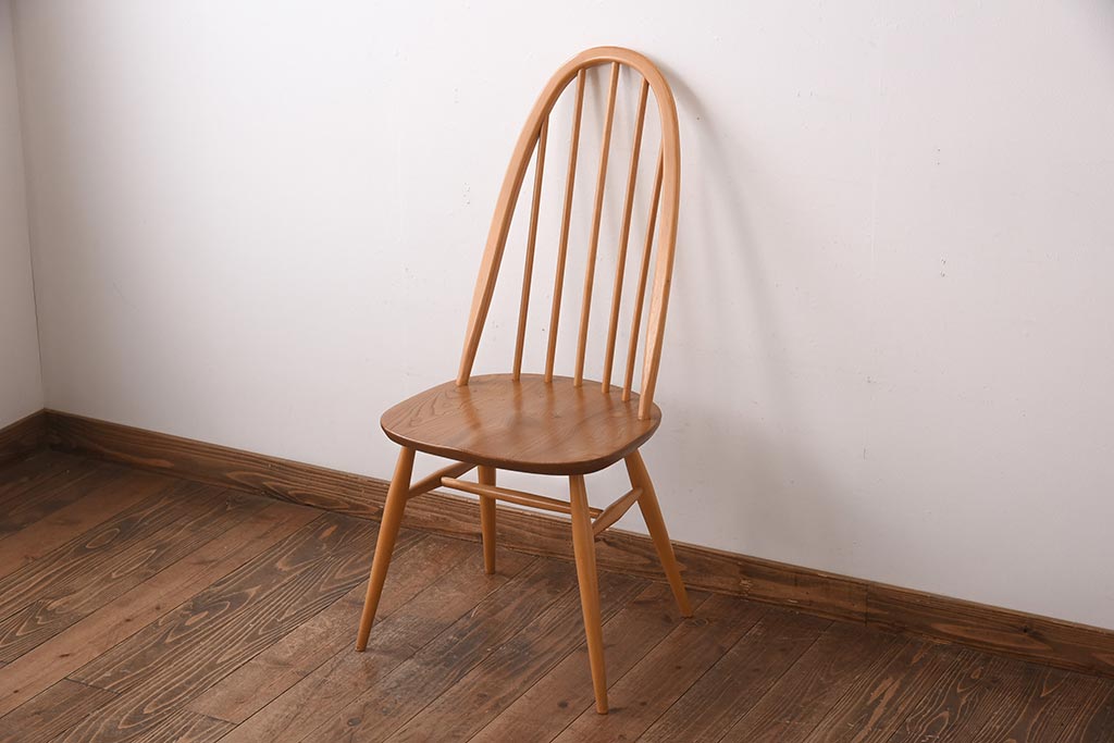 ヴィンテージ家具　イギリスビンテージ　ERCOL(アーコール)　木の温もり溢れるクエーカーチェア(椅子)(1)