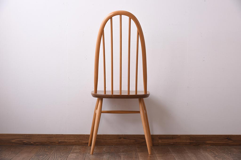 ヴィンテージ家具　イギリスビンテージ　ERCOL(アーコール)　木の温もり溢れるクエーカーチェア(椅子)(1)