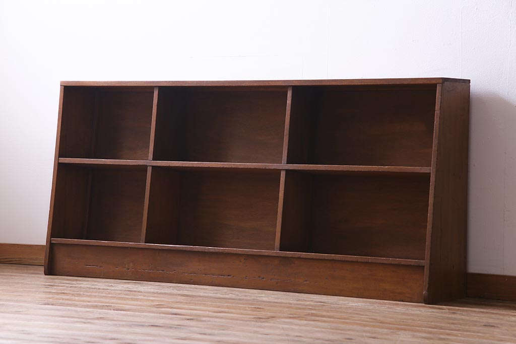 レトロ家具　昭和レトロ　学校で本棚として使われていた木の温もり溢れるオープンラック(飾り棚)