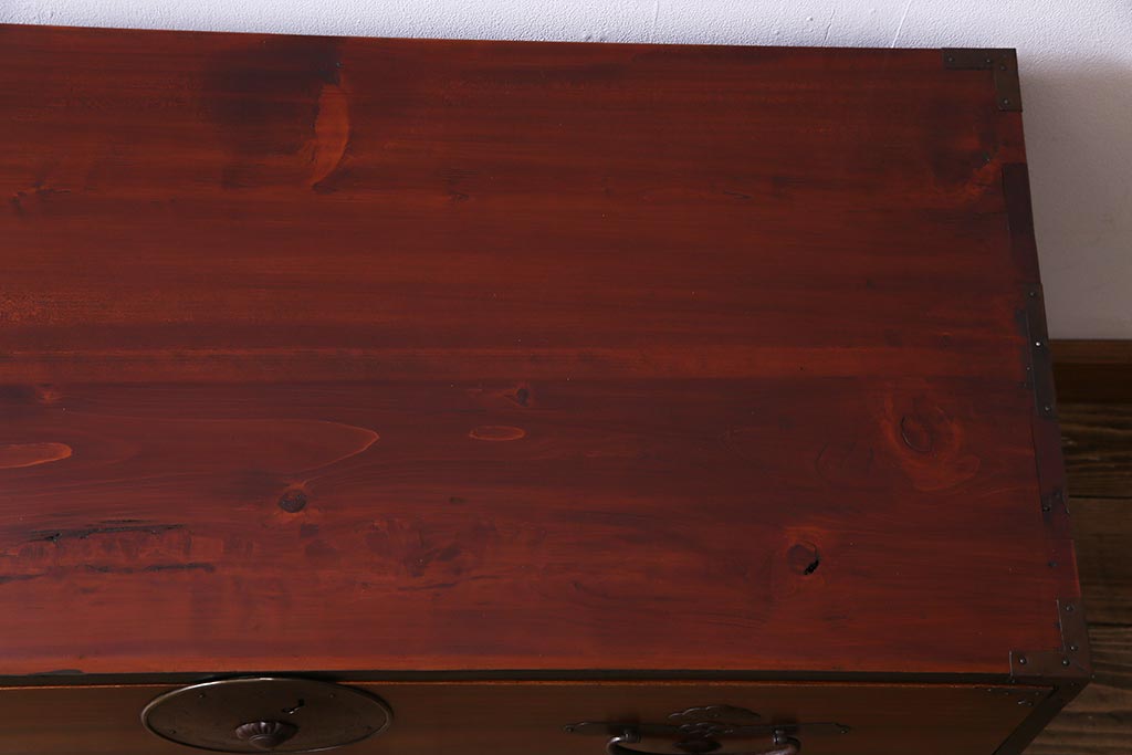 アンティーク家具　和製アンティーク　前面ケヤキ材　上品な和の雰囲気漂う会津箪笥(重ね箪笥、衣装箪笥)