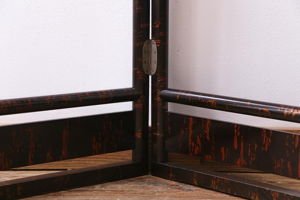 アンティーク雑貨　昭和中期　樹皮の様な模様が美しい上品な衣桁(ハンガーラック)