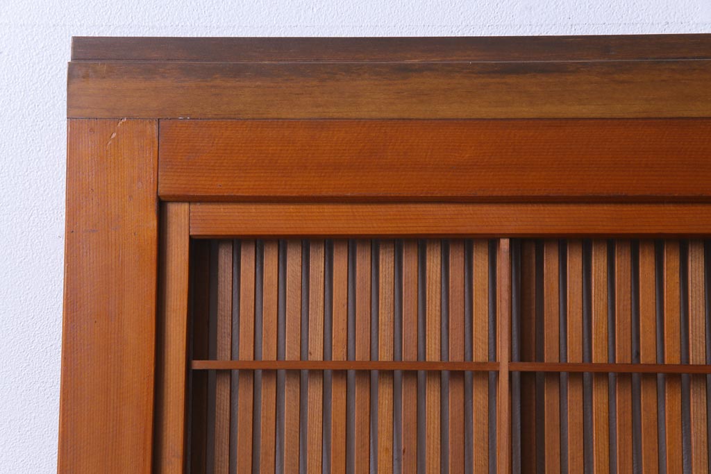 昭和中期　極上品　腰板ケヤキ材　趣と品のある佇まいが魅力の万本格子戸2枚セット(引き戸、建具)