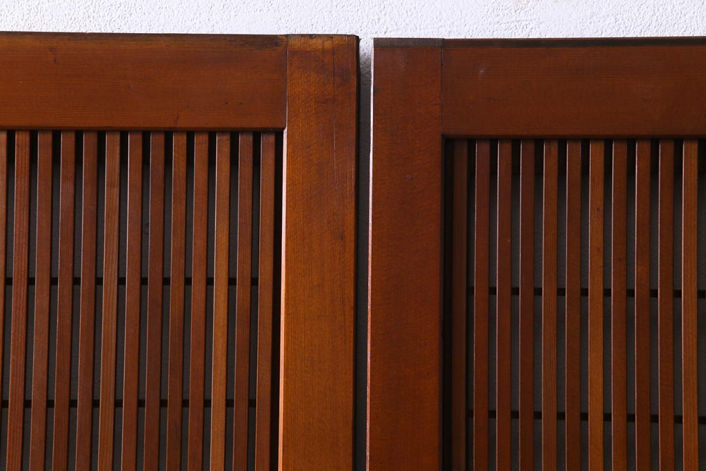 昭和中期　極上品　腰板ケヤキ材　趣と品のある佇まいが魅力の格子戸4枚セット(引き戸、建具)