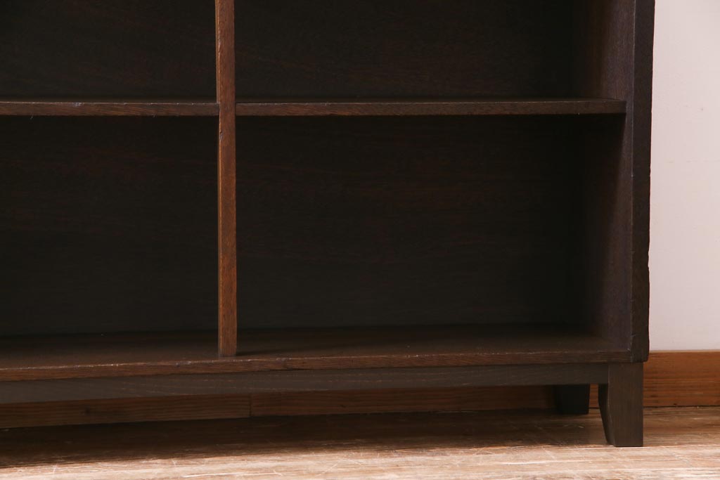 レトロ家具　昭和レトロ　脚付リメイク　ダークトーンが格好いいオープンラック(収納棚、本棚)