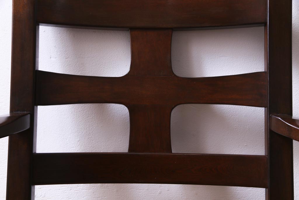 中古美品　松本民芸家具　ラッシ座面が目を引くSP十字アームチェア(ラッシチェア、椅子)(1)