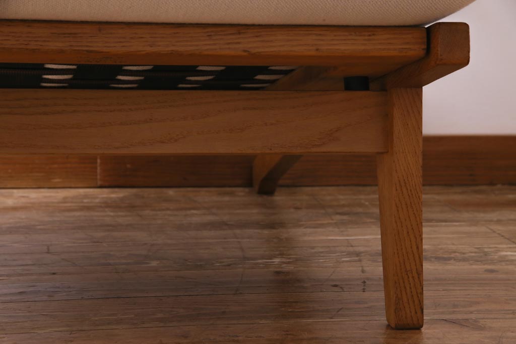 ビンテージ家具　北欧ヴィンテージ　Hans J Wegner(ハンス・J・ウェグナー)　GETAMA(ゲタマ) GE375 ハイバックチェア(1人掛けソファ)