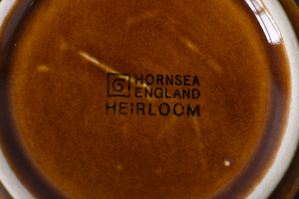 イギリスビンテージ　HORNSEA(ホーンジー)　HEIRLOOM(エアルーム)　カップ&ソーサー2客セット(洋食器)(2)