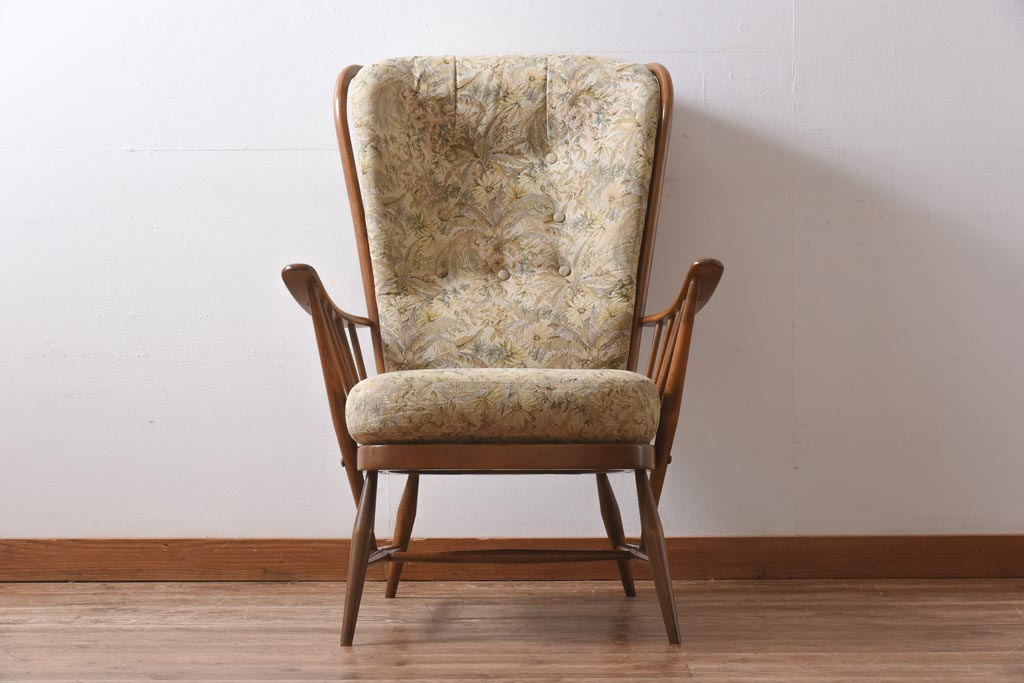 ヴィンテージ家具　イギリスビンテージ　ERCOL(アーコール)　柔らかな雰囲気漂うアームチェア(椅子)