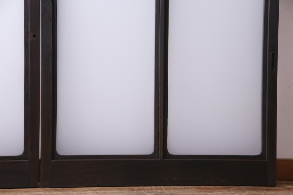 和製アンティーク　大正ロマン　色ガラスがアクセントを利かせるレトロなガラス戸2枚セット(建具、引き戸、窓)