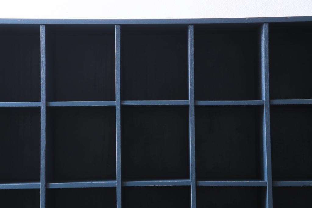 ペイント家具　7×7マス　シックな色合いが魅力のマス目棚(ロッカー、オープンラック、収納棚)
