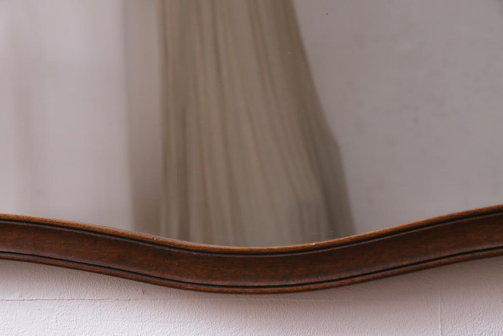 アンティーク雑貨　中古　DREXEL HERITAGE(ドレクセルヘリテイジ)　Touraine(ツーレイン)　優美なデザインが品格漂う壁掛けミラー(鏡)(定価約13万円)