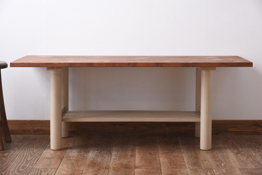 ペイント家具　リメイク品　ナチュラルな雰囲気たっぷりのセンターテーブル(リビングテーブル)