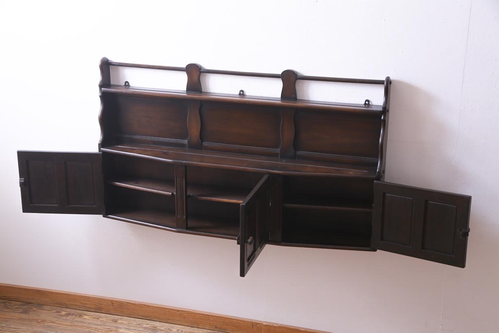 ヴィンテージ家具　イギリスビンテージ　ERCOL(アーコール)　大人の雰囲気漂う上質な壁掛け収納(ウォールシェルフ、吊り戸棚)