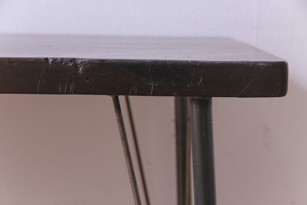アンティーク家具　大正昭和初期　檜一枚板　古材を使った渋い味わいが魅力のアイアンテーブル(鉄脚、作業台、コンソールテーブル)