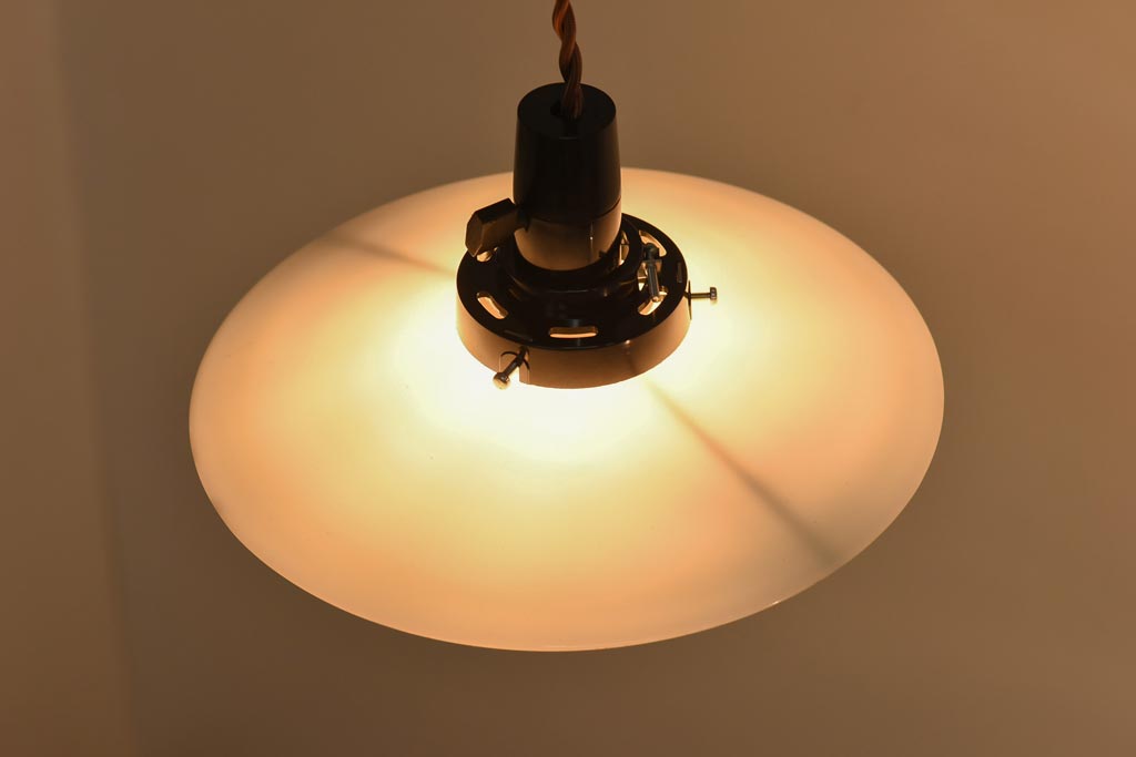 昭和レトロ 戦前 昔懐かしいデザインの平笠照明(吊り下げ照明