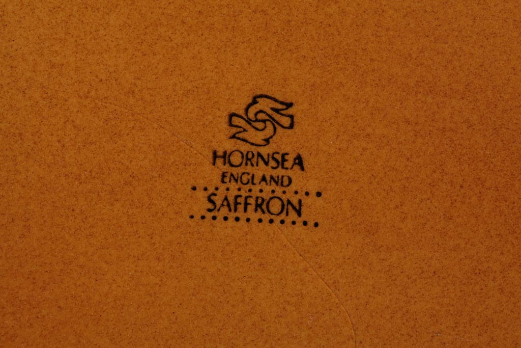 アンティーク雑貨　イギリスビンテージ　HORNSEA(ホーンジー)　SAFFRON(サフラン)　バターケース(洋食器)