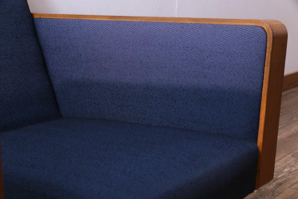 ヴィンテージ家具　日本製　ミッドセンチュリースタイルにもおすすめなビンテージソファ(1人掛けソファ)(1)