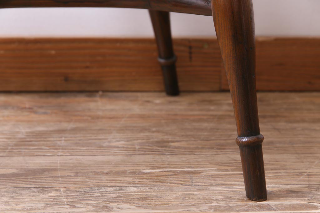 ヴィンテージ家具　イギリスビンテージ　上品なデザインが魅力のウィンザーチェア(ダイニングチェア、椅子、ウインザーチェア)