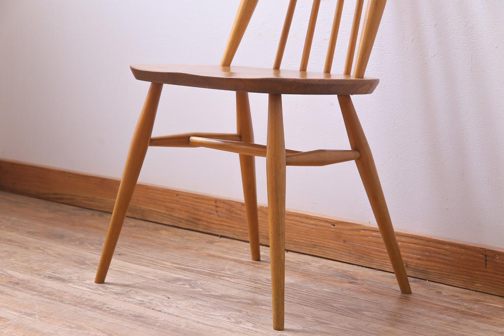 ヴィンテージ家具　イギリスビンテージ　ERCOL(アーコール)　シンプルかつ上品な佇まいのゴールドスミスチェア(椅子、ダイニングチェア)