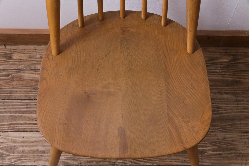 ヴィンテージ家具　イギリスビンテージ　ERCOL(アーコール)　シンプルかつ上品な佇まいのゴールドスミスチェア(椅子、ダイニングチェア)