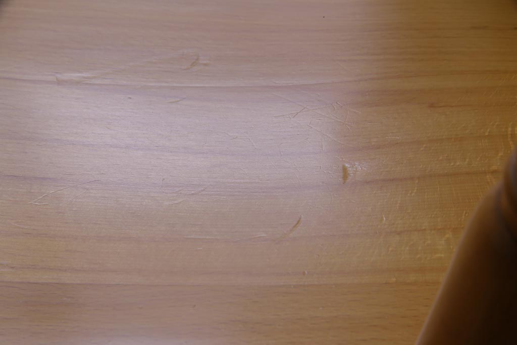 ヴィンテージ家具　ビンテージ　飛騨産業　キツツキ　明るい色味で空間をぱっと明るくしてくれるブナ材アームチェア