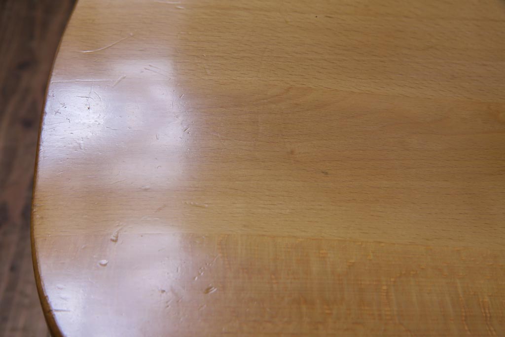 ヴィンテージ家具　ビンテージ　飛騨産業　キツツキ　明るい色味で空間をぱっと明るくしてくれるブナ材アームチェア(2)