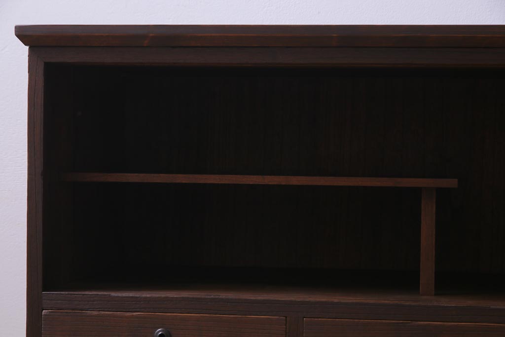 アンティーク家具　和製アンティーク　扉無しが使いやすい鉄脚ローボード(収納棚、オープンラック)
