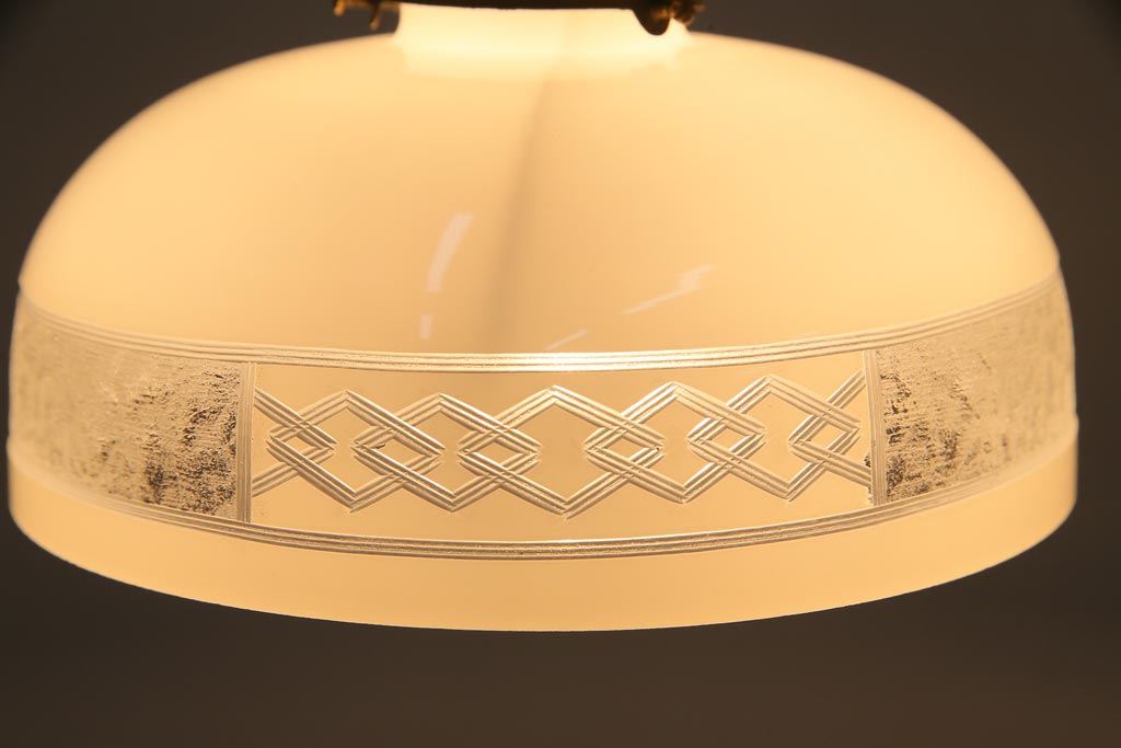 和製アンティーク　戦前　ガラスの模様が珍しい外切子電笠(天井照明、ペンダントライト)