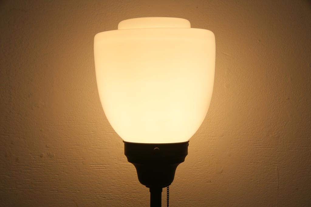 和製アンティーク　銅製支柱のシンプルなスタンドライト(照明)