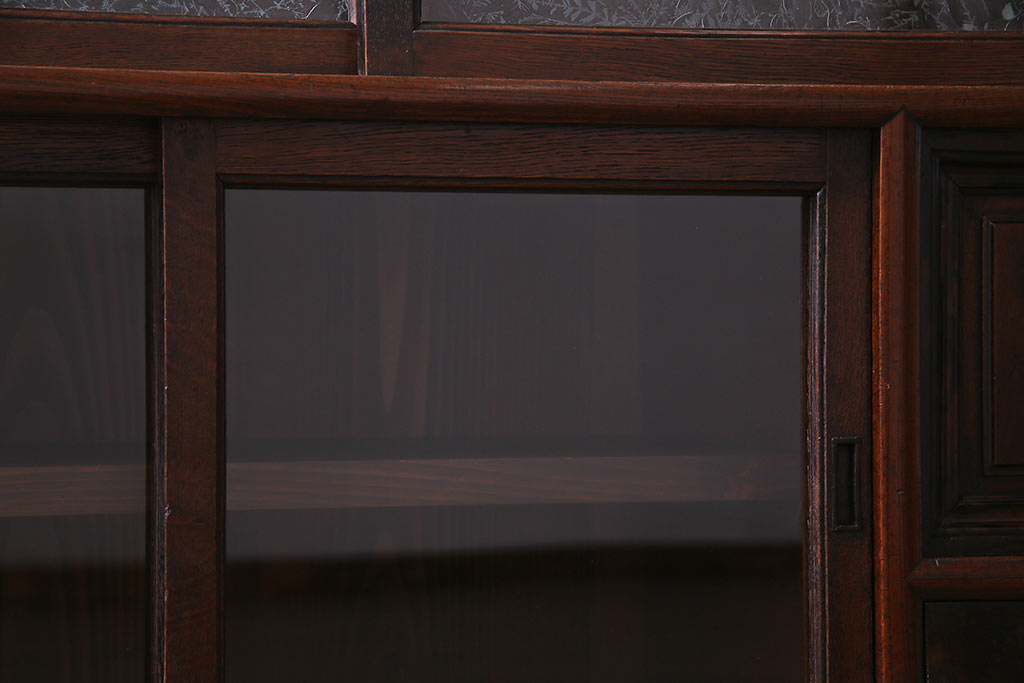 アンティーク家具　和製アンティーク　上手物!　ケヤキ・黒柿材　引き出しのデザインが珍しい戸棚(茶箪笥、収納棚)