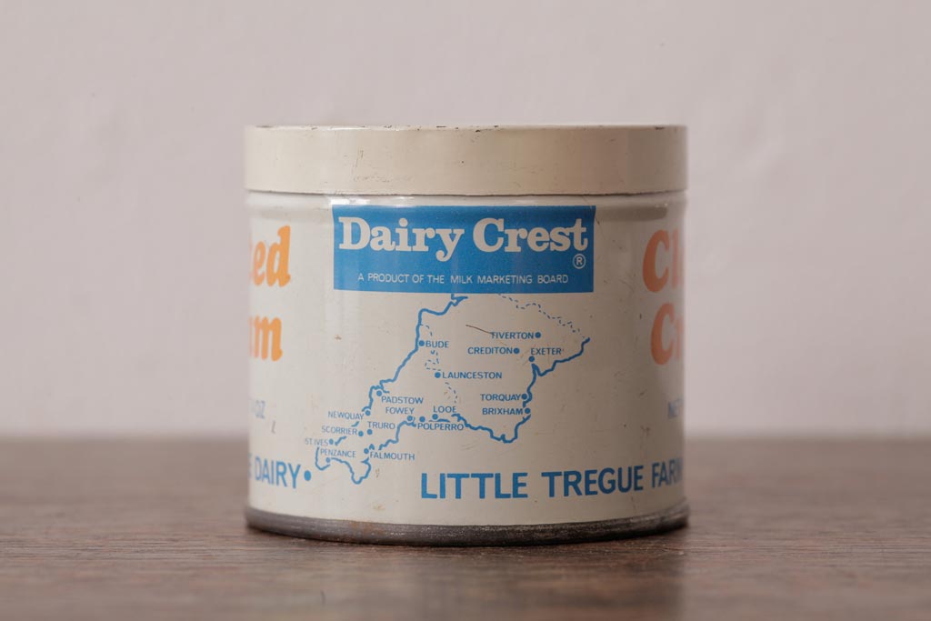 アンティーク雑貨　イギリスビンテージ　Dairy Crest　クロテッドクリームの缶(ティン缶、ブリキ缶)