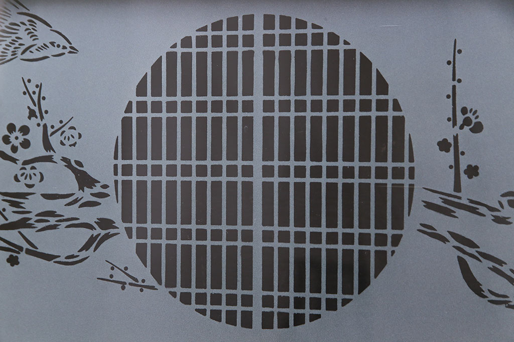 昭和中期　花鳥図　和モダンな空間づくりにおすすめな欄間(明り取り、明かり取り)
