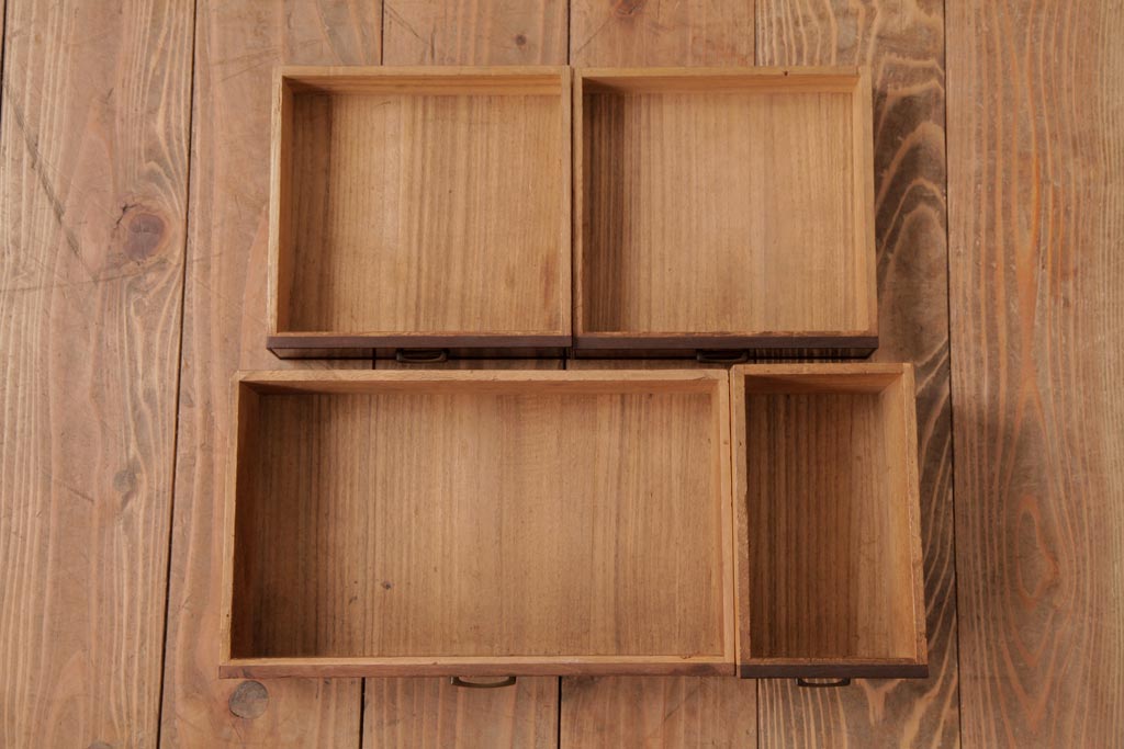 アンティーク家具　日本製　桑材　至れり尽くせりの収納スペースがうれしいソーイングボックス(裁縫箱、小引き出し)