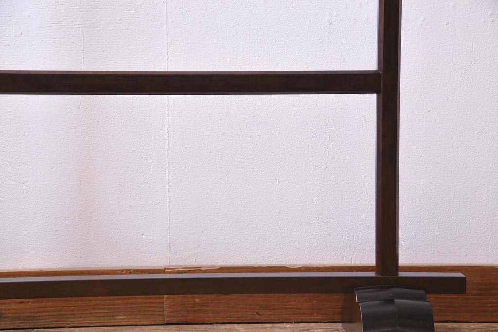 アンティーク雑貨　中古　松本民芸家具　シックな和の雰囲気漂う衣桁(着物掛け、ハンガーラック)