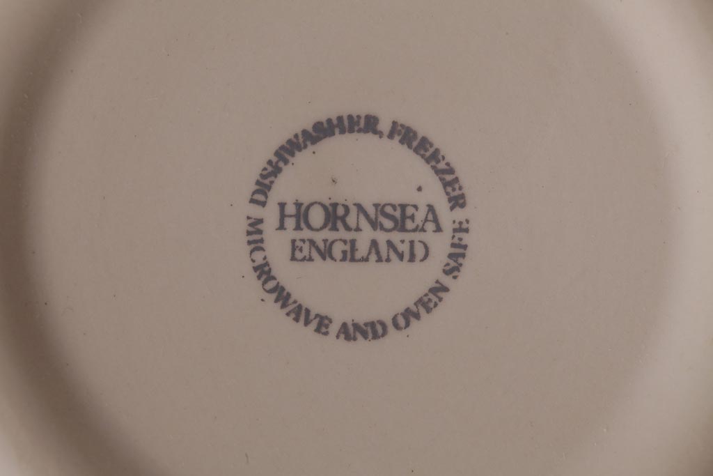 イギリスビンテージ　Hornsea(ホーンジー)　トリオ2客セット(カップ&ソーサー、プレート)(1)