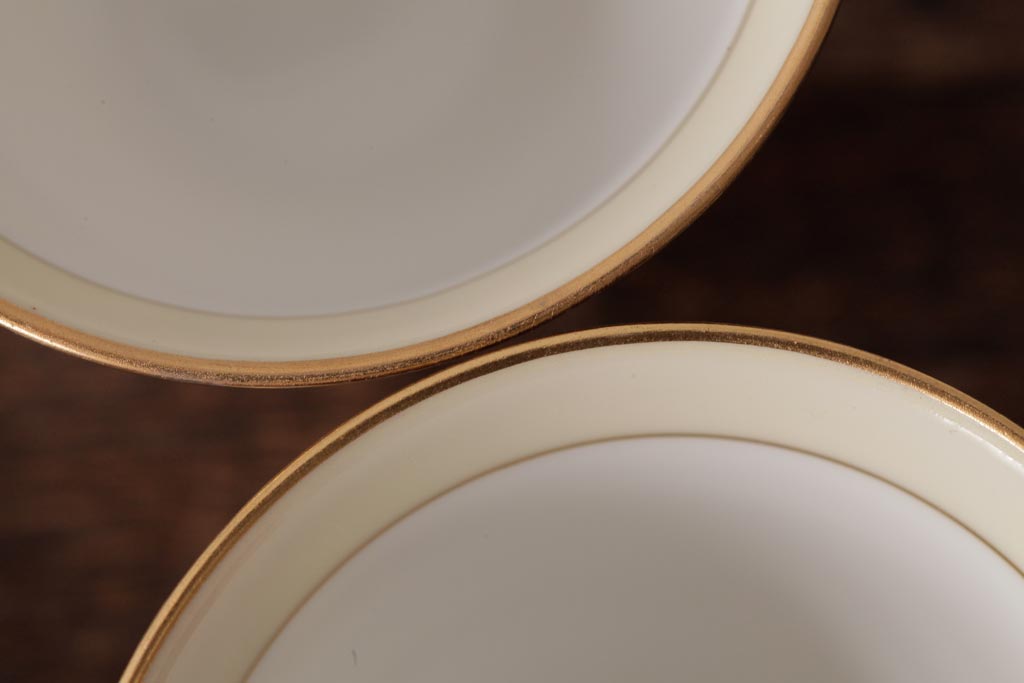 ノリタケ(Noritake、則武、日陶)　マルキ印　エレガントなデザインが魅力のカップ&ソーサー2客セット(2)