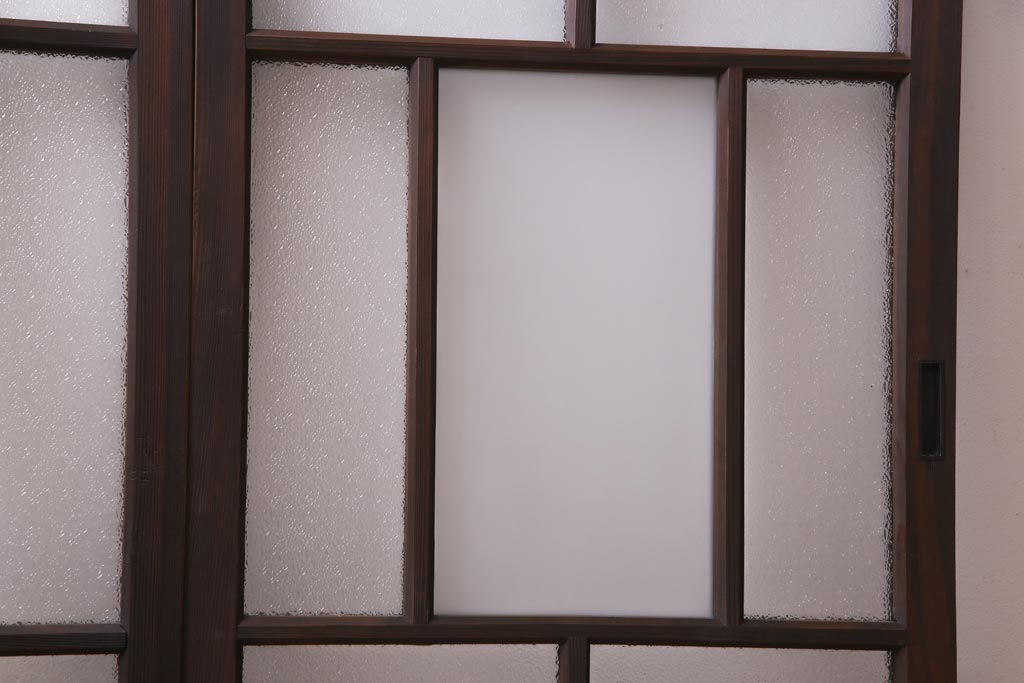 ラフジュ工房オリジナル　リメイク家具　ダイヤガラスとすりガラスを組合せた情緒あふれる戸棚(収納棚、サイドボード)