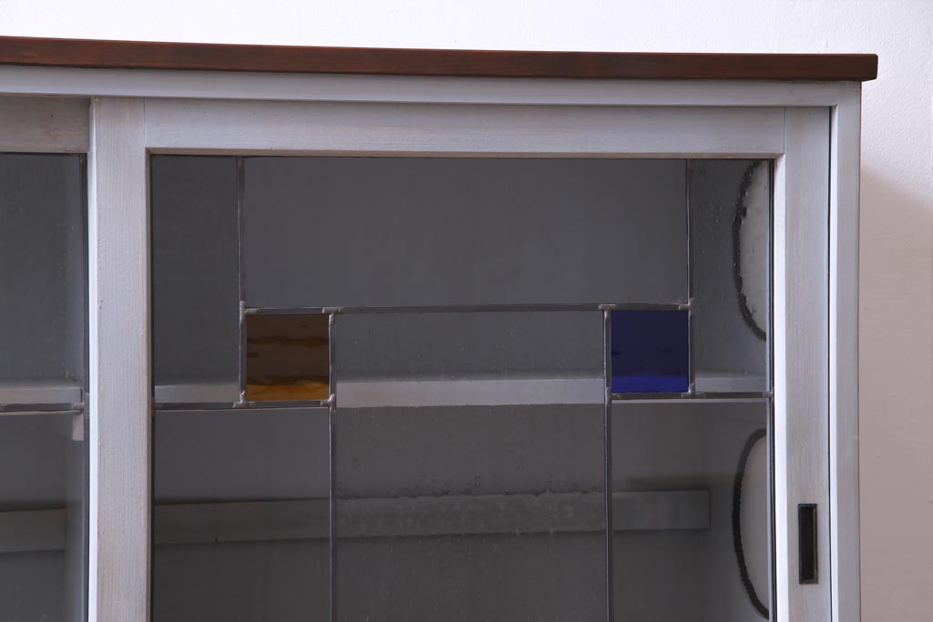 ラフジュ工房オリジナル　古建具リメイク　おしゃれなステンドグラス入り戸棚(収納棚、サイドボード)