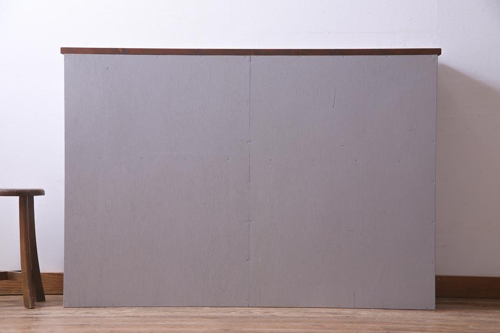 ラフジュ工房オリジナル　古建具リメイク　ステンドグラス入りのモダンな戸棚(収納棚、サイドボード)