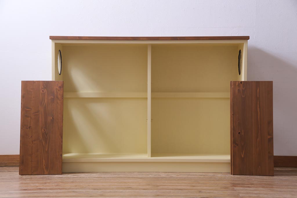 ラフジュ工房オリジナル　古建具リメイク　ステンドグラスがおしゃれな戸棚(収納棚、サイドボード)(1)